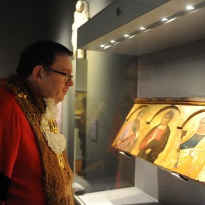 The Lord Mayor Looking At The Lorenzetti Panel Painting